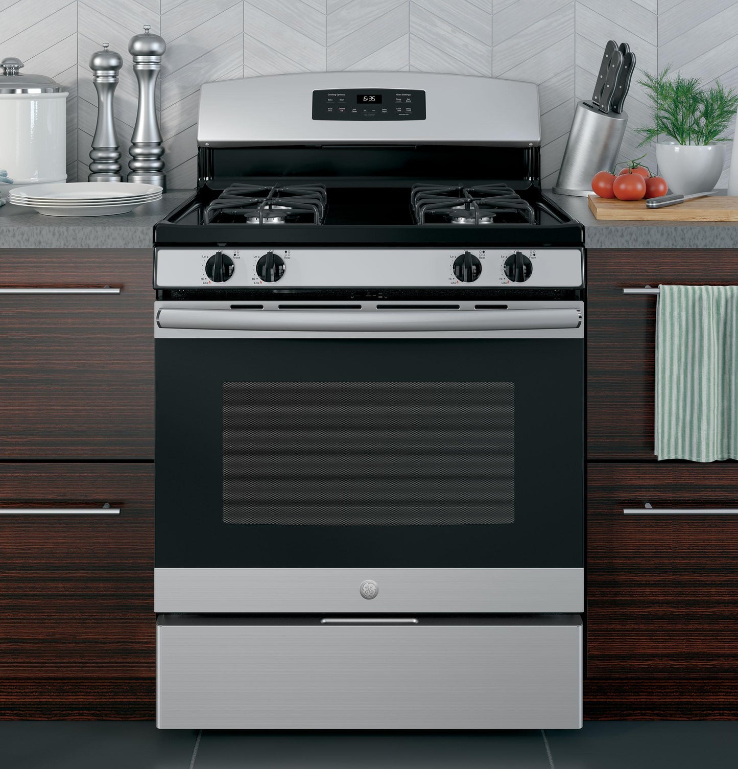 JGB635REKSS GE® 30" Free-Standing Gas Range