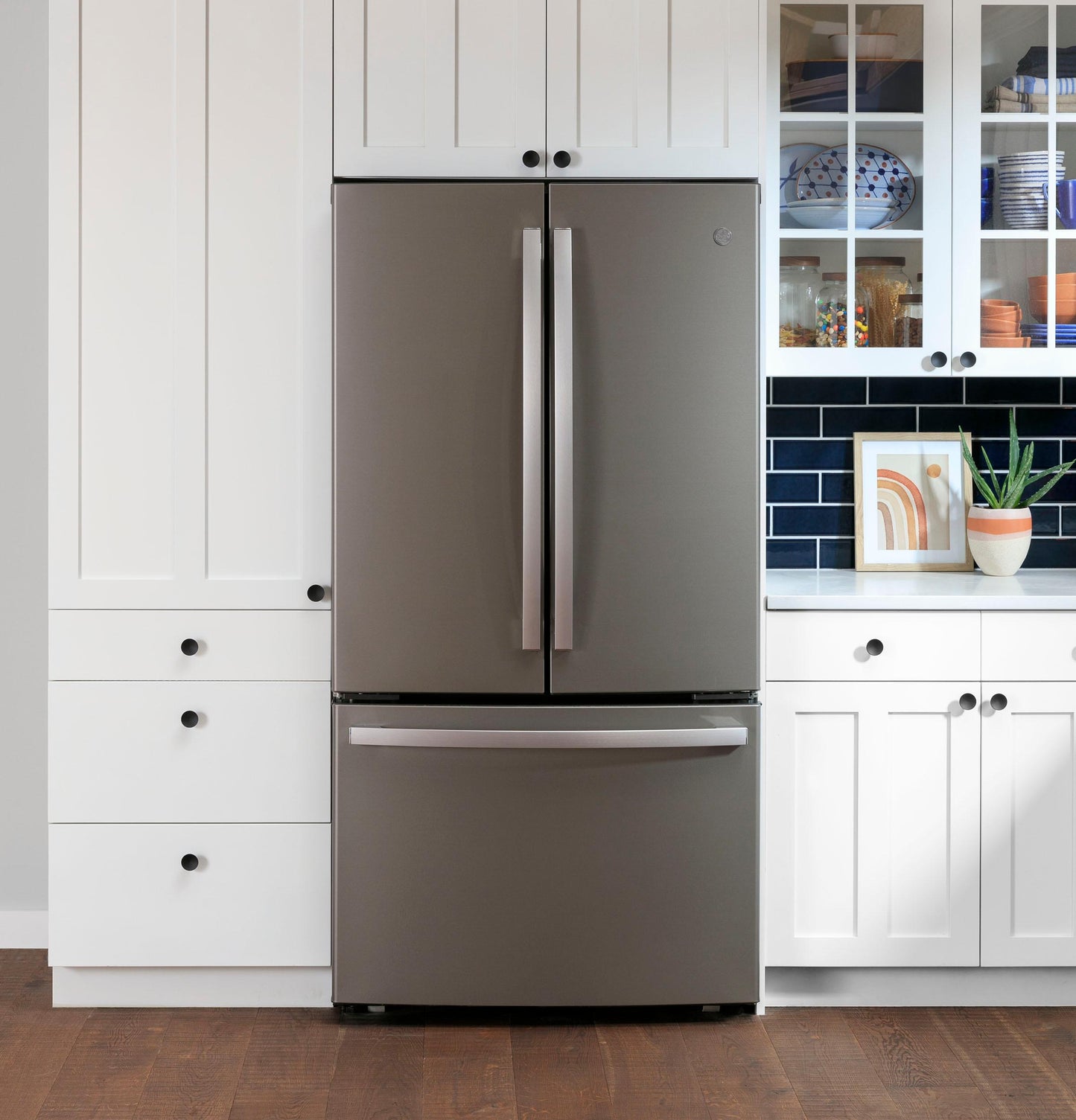 GWE23GMNES GE® ENERGY STAR® 23.1 Cu. Ft. Counter-Depth French-Door Refrigerator