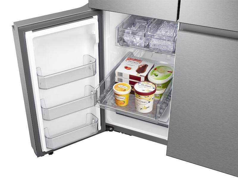 23 cu. ft. Smart Counter Depth 4-Door Flex™ refrigerator with Family Hub™ and Beverage Center in Stainless Steel