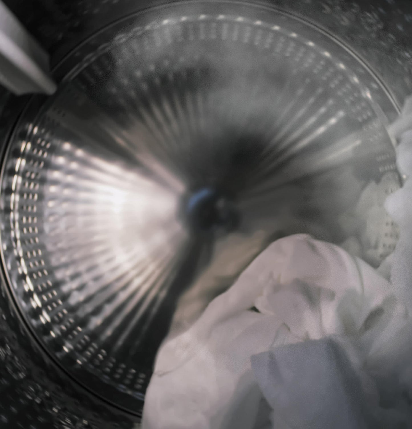 GE® ENERGY STAR® 5.0 cu. ft. Capacity Smart Front Load Steam Washer with SmartDispense™ UltraFresh Vent System with OdorBlock™ and Sanitize   Allergen