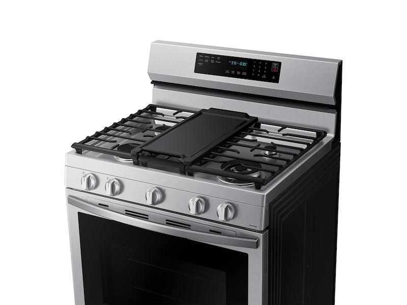 Samsung NX60A6711SS 6.0 cu. ft. Smart Freestanding Gas Range with No-Preheat Air Fry, Convection+ & Stainless Cooktop in Stainless Steel