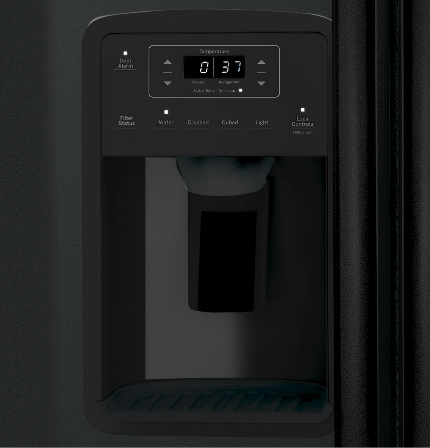 GSS23GGPBB GE® 23.0 Cu. Ft. Side-By-Side Refrigerator