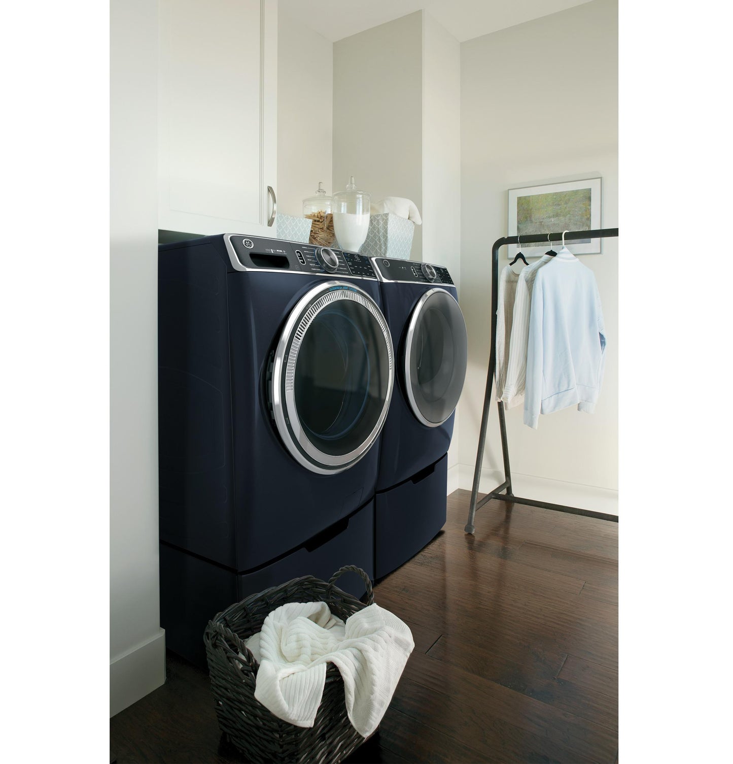 GE® ENERGY STAR® 5.0 cu. ft. Capacity Smart Front Load Steam Washer with SmartDispense™ UltraFresh Vent System with OdorBlock™ and Sanitize   Allergen