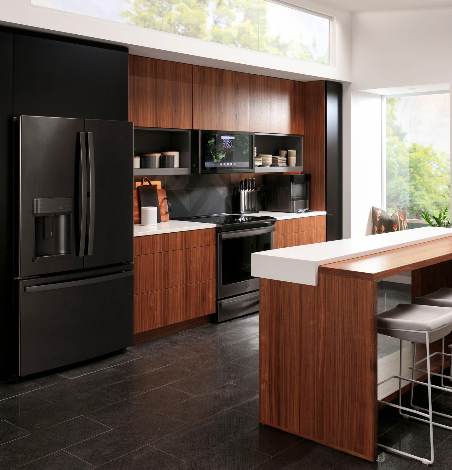GE Profile™ 30" Smart Slide-In Front-Control Induction and Convection Range with No Preheat Air Fry