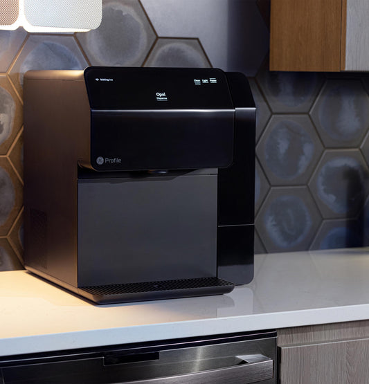 P4INDOS6RBB GE Profile™ Opal™ Nugget Ice Maker Dispenser