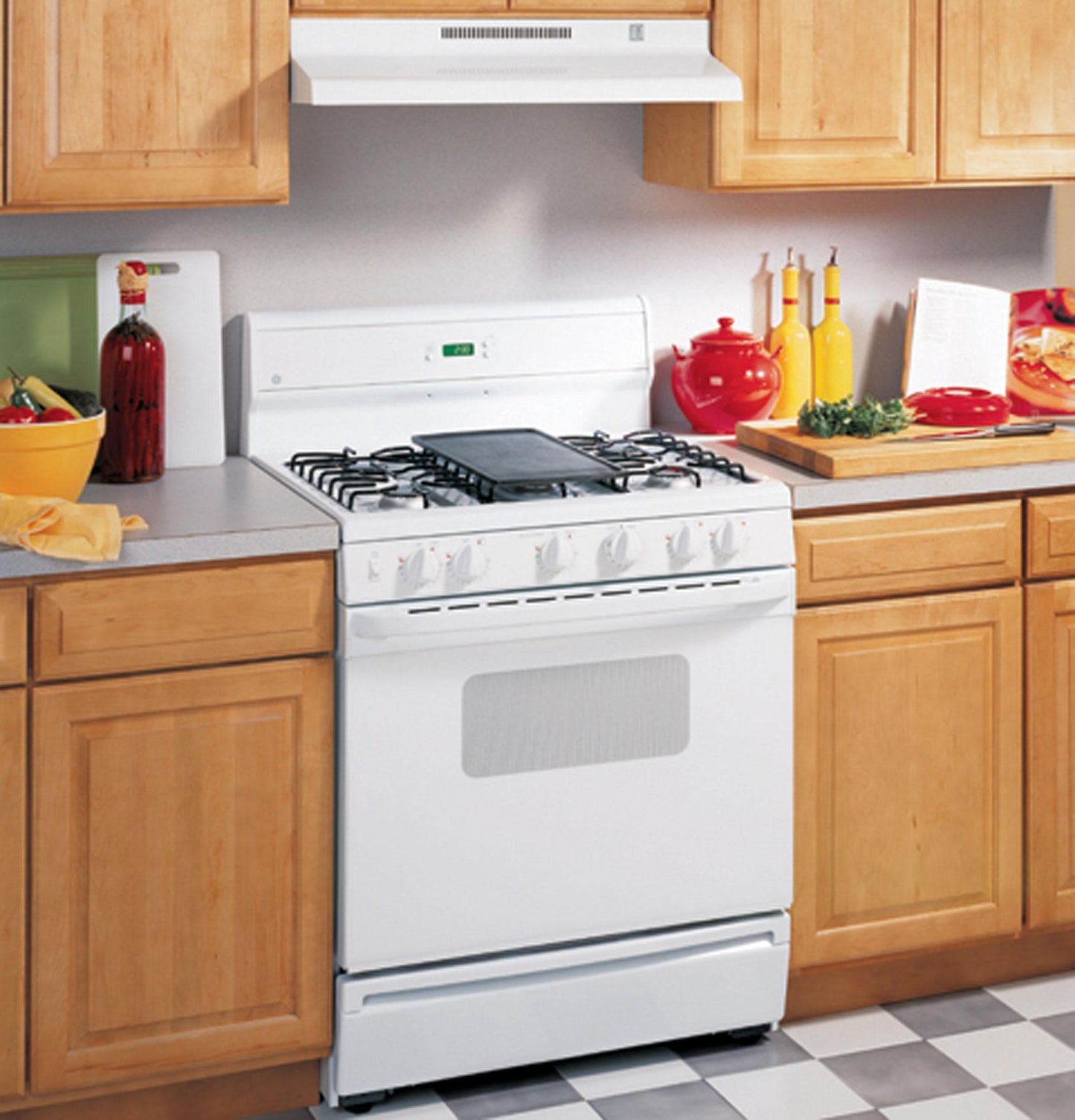 JN327HWW GE® Non-Vented Standard Range Hood