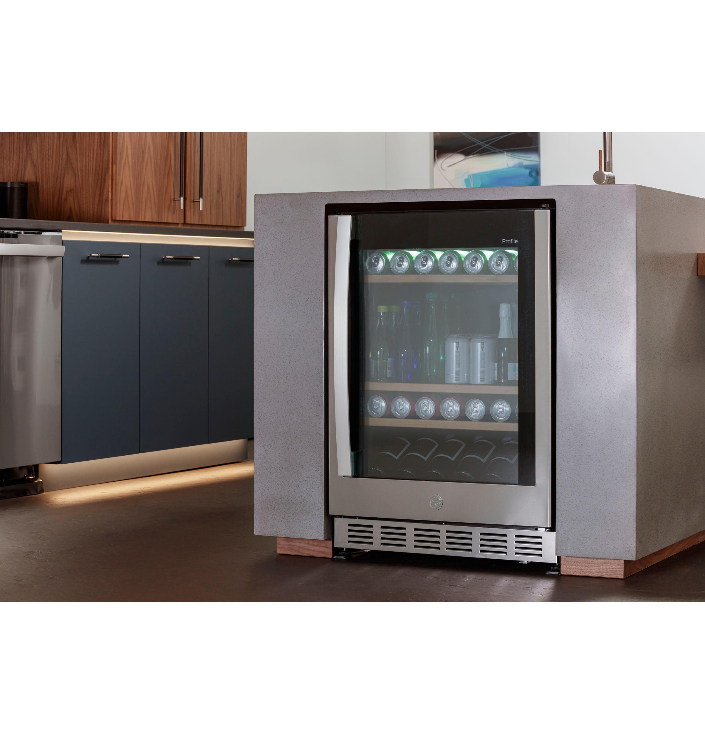 PVS06BSPSS GE Profile™ 155-Can or 52-Bottle Beverage Center