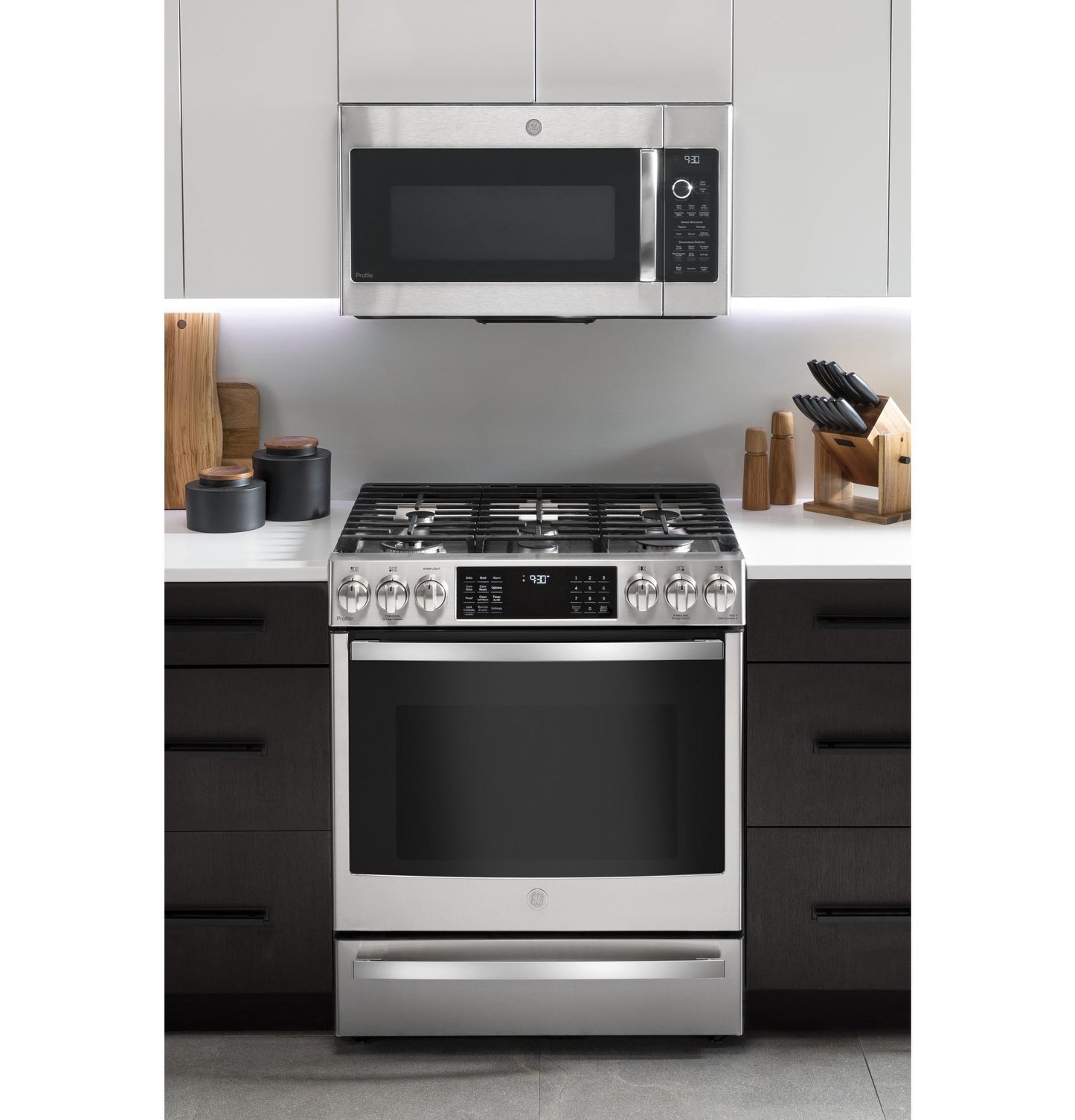 PVM9179SKSS GE Profile™ 1.7 Cu. Ft. Convection Over-the-Range Microwave Oven