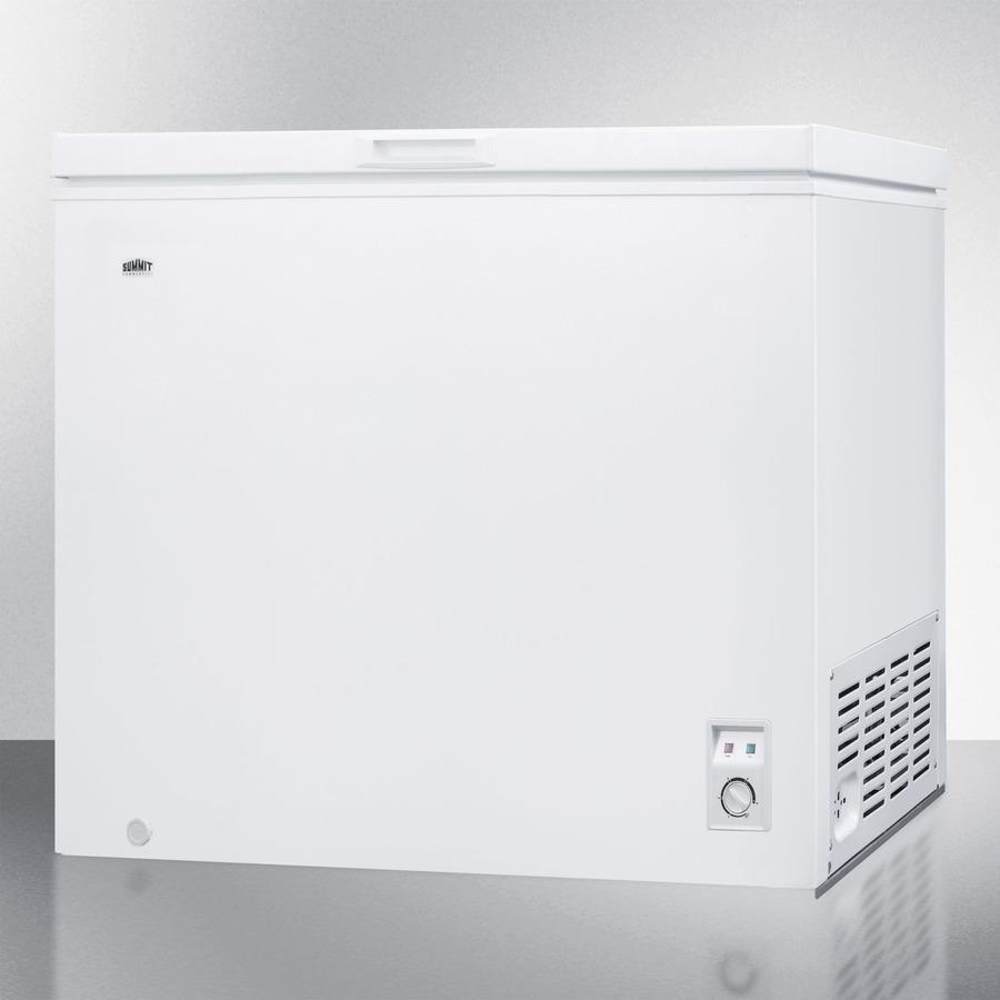 Summit WCH07W 7 CU.FT. Residential Chest Freezer In White