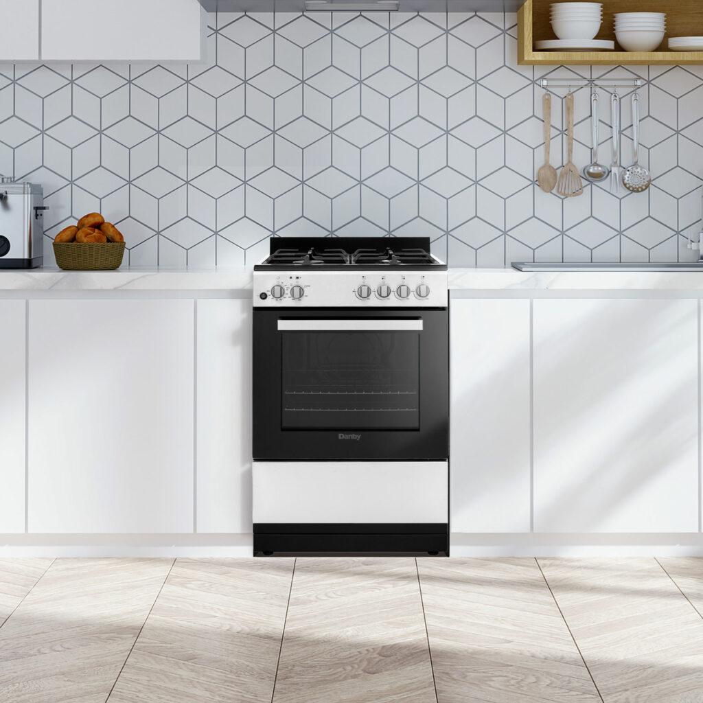 DR24V1BSSGLP Danby 24" Wide Gas Range in Stainless Steel