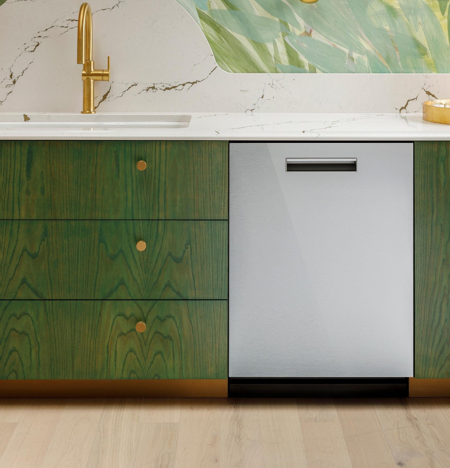 Cafe CDP888M5VS5 CAF(EBACK)™ CustomFit ENERGY STAR Stainless Interior Smart Dishwasher with Ultra Wash Top Rack and LED Lights, 39 dBA in Platinum Glass