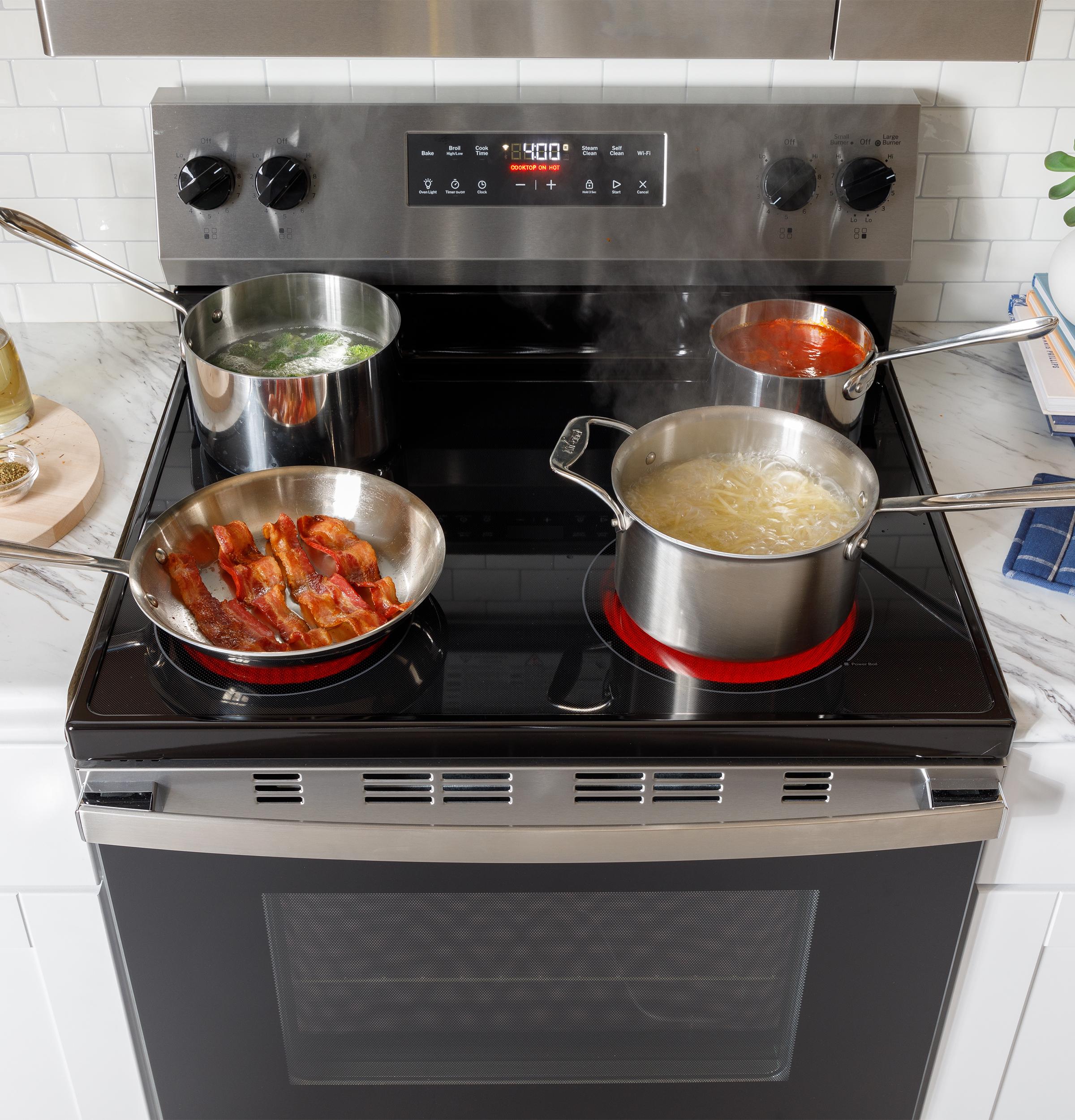 GRF400PVBB GE® 30" Free-Standing Electric Range