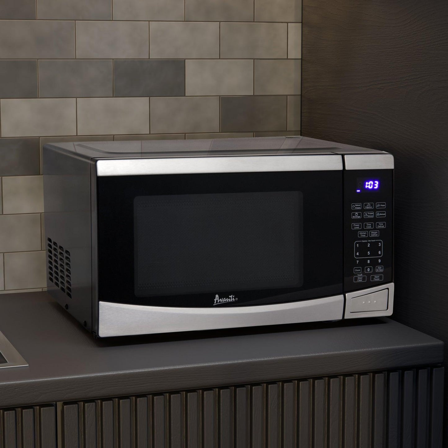 MT09V1B Avanti 0.9 Cu. Ft. Microwave Oven, Digital - Black
