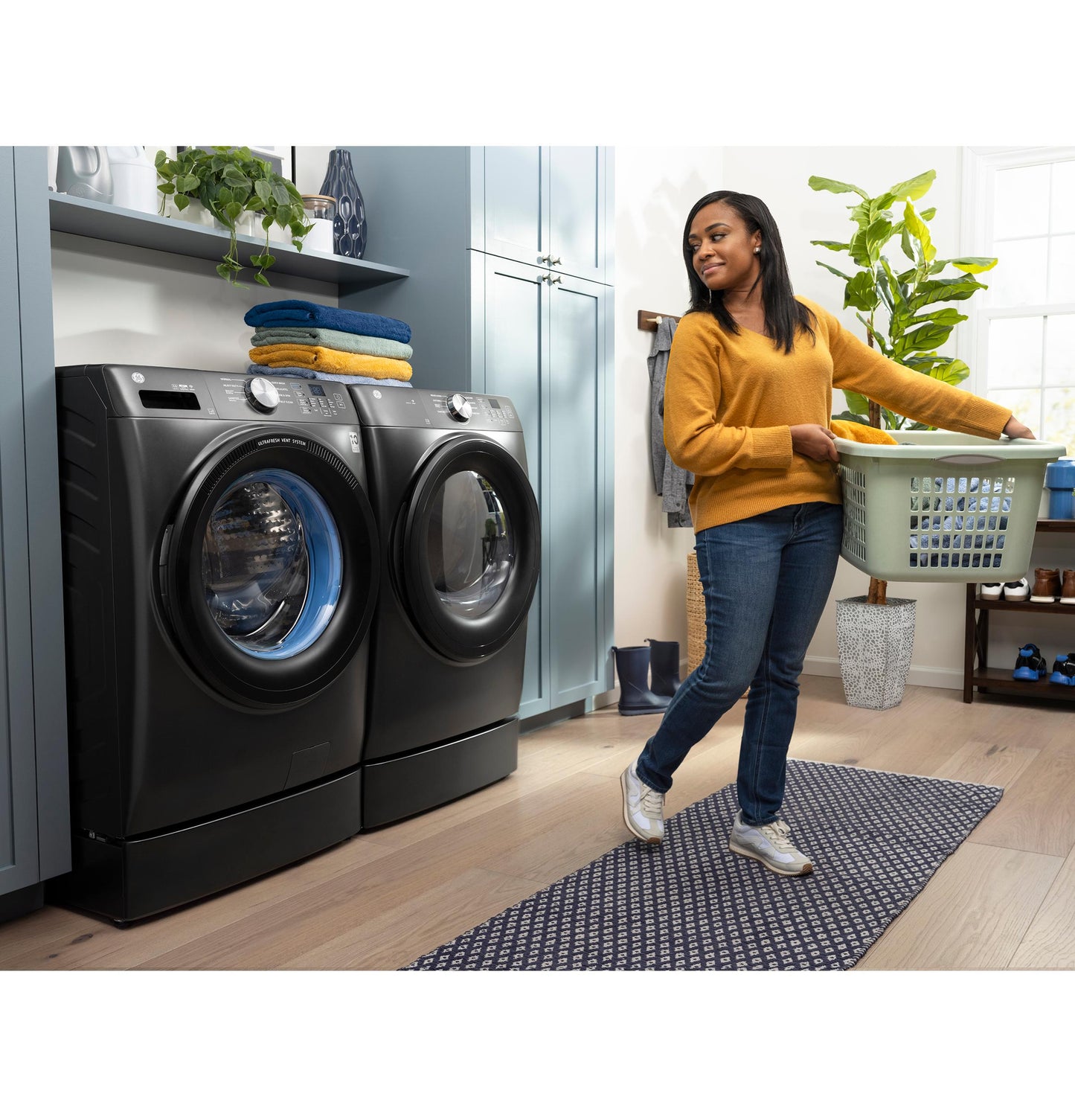 GFW350SPYDS GE® ENERGY STAR® 4.6 cu. ft. Capacity Smart Front Load Washer with UltraFresh Vent System with OdorBlock™