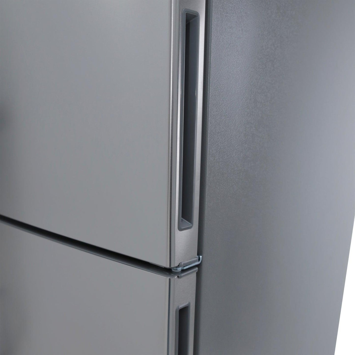 FF18D0W4 Avanti Frost-Free Apartment Size Refrigerator, 18.0 cu. ft. - White / 18 cu. ft.