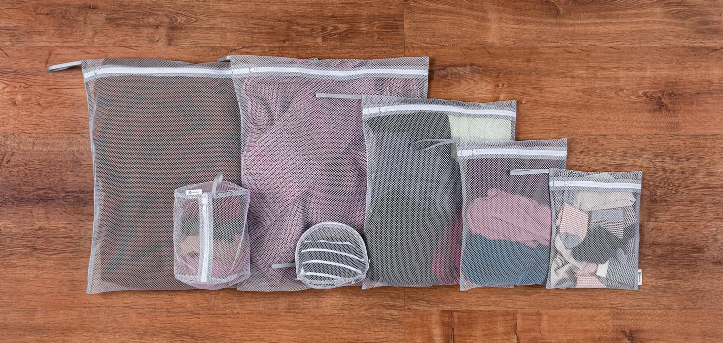 Electrolux 14ELWBAG02 LuxCare™ 7 Piece Delicate Wash Bag Set