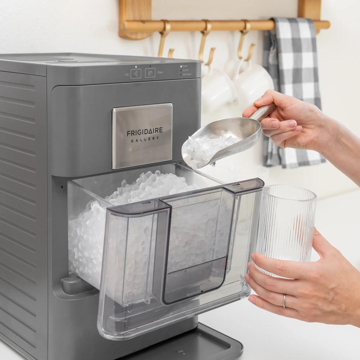 Frigidaire EFIC255BLACK 44-lb Touchscreen Countertop Nugget Ice Maker with Self-Clean - Black