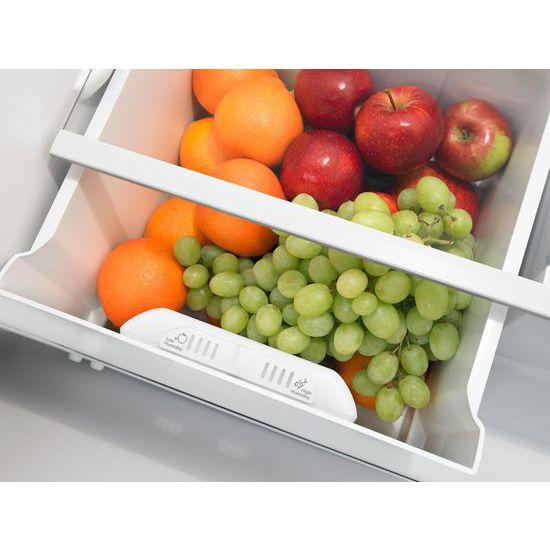 30-inch Wide Top-Freezer Refrigerator with Gallon Door Storage Bins - 18 cu. ft. - stainless steel