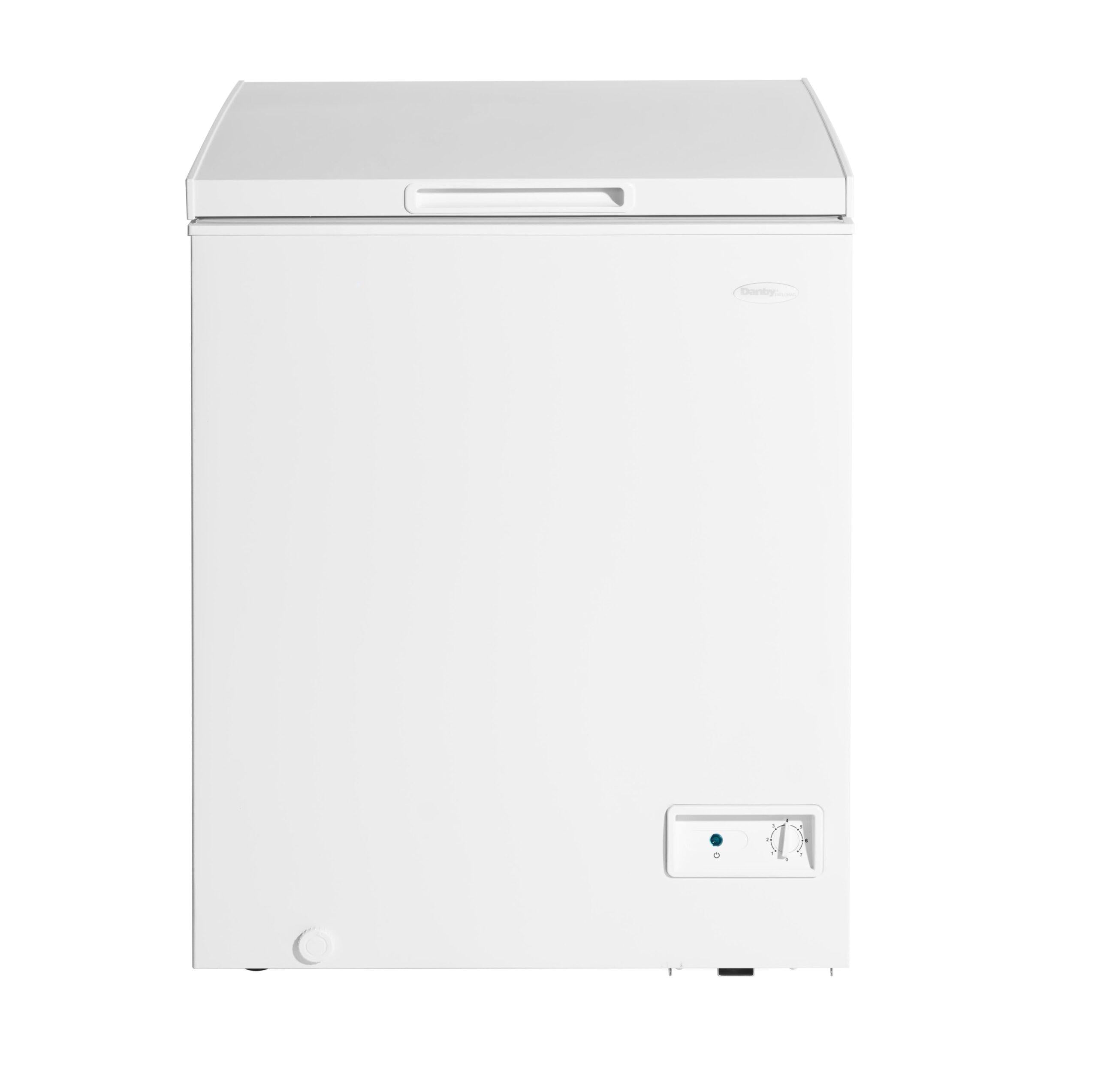 DCF050A6WM Danby 5.0 cu. ft. Square Model Chest Freezer DOE in White