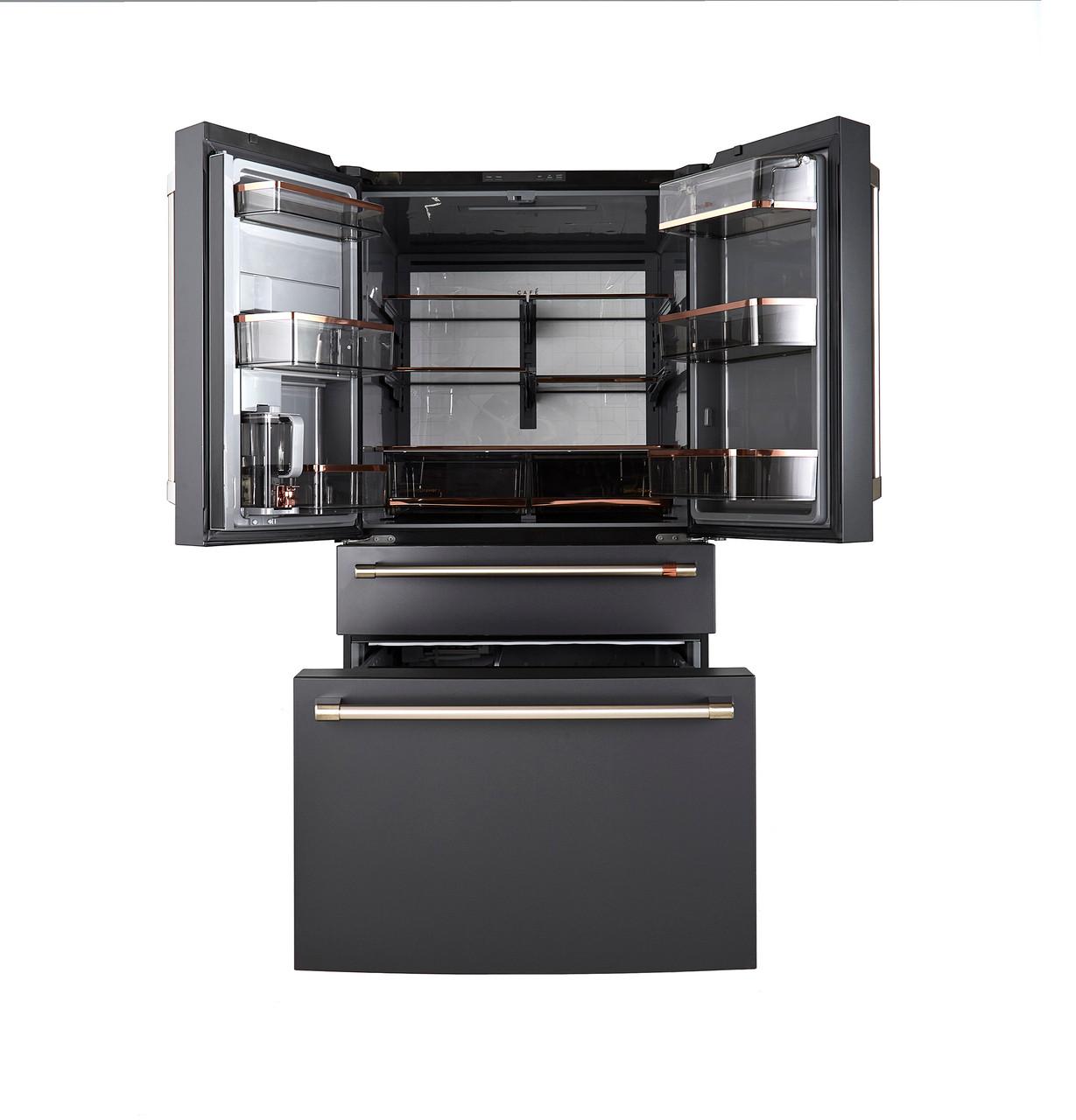 Cafe CGE29DP3TD1 CAF(EBACK)™ ENERGY STAR® 28.7 Cu. Ft. Smart 4-Door French-Door Refrigerator With Dual-Dispense AutoFill Pitcher