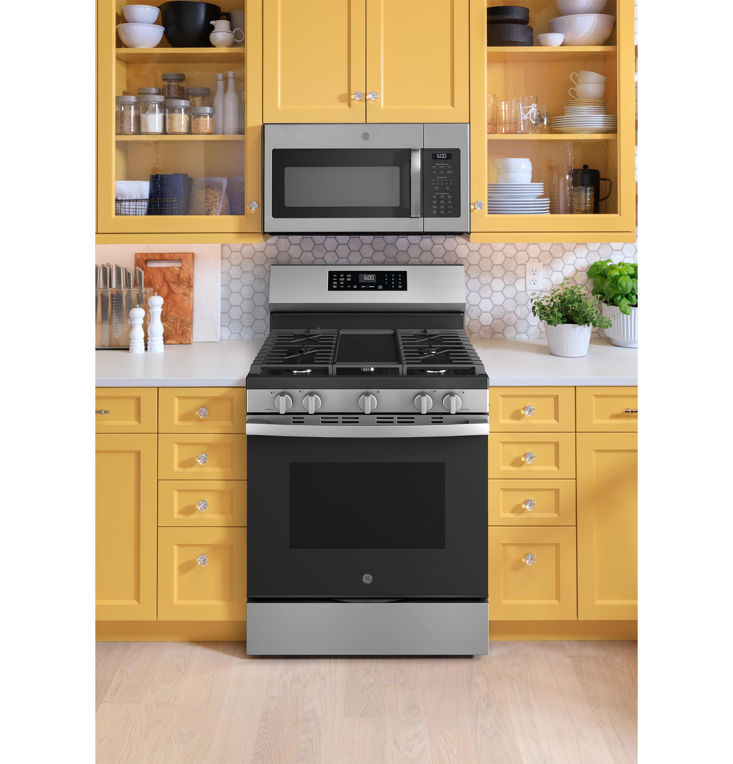 GGF600AVSS GE® 30" Free-Standing Gas Convection Range with No Preheat Air Fry and EasyWash™ Oven Tray