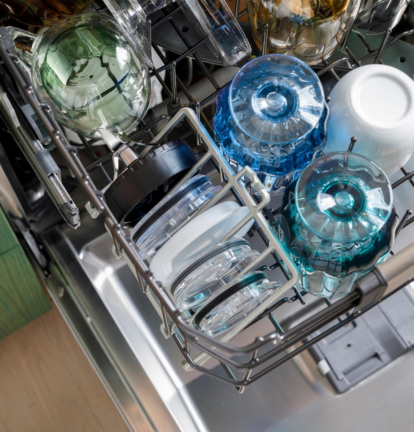 Cafe CDT888P4VW2 CAF(EBACK)™ CustomFit ENERGY STAR Stainless Interior Smart Dishwasher with Ultra Wash Top Rack and Dual Convection Ultra Dry, LED Lights, 39 dBA