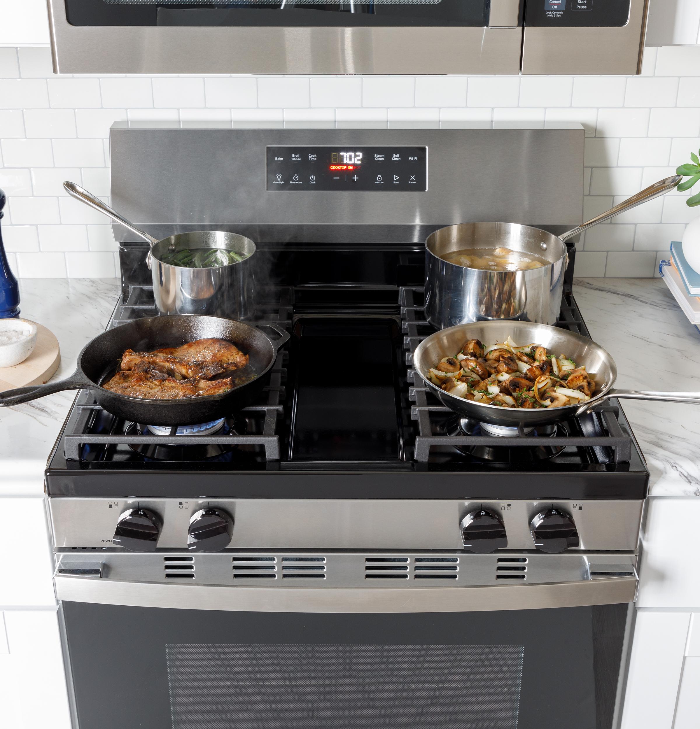 GGF400PVWW GE® 30" Free-Standing Gas Range