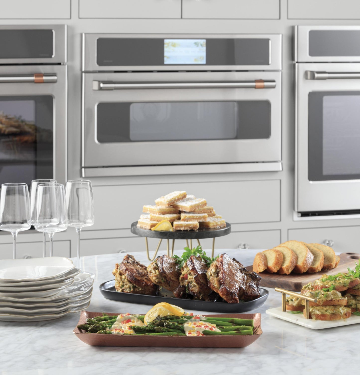 Cafe CSB923P4NW2 CAF(EBACK)™ 30" Smart Five in One Wall Oven with 240V Advantium® Technology