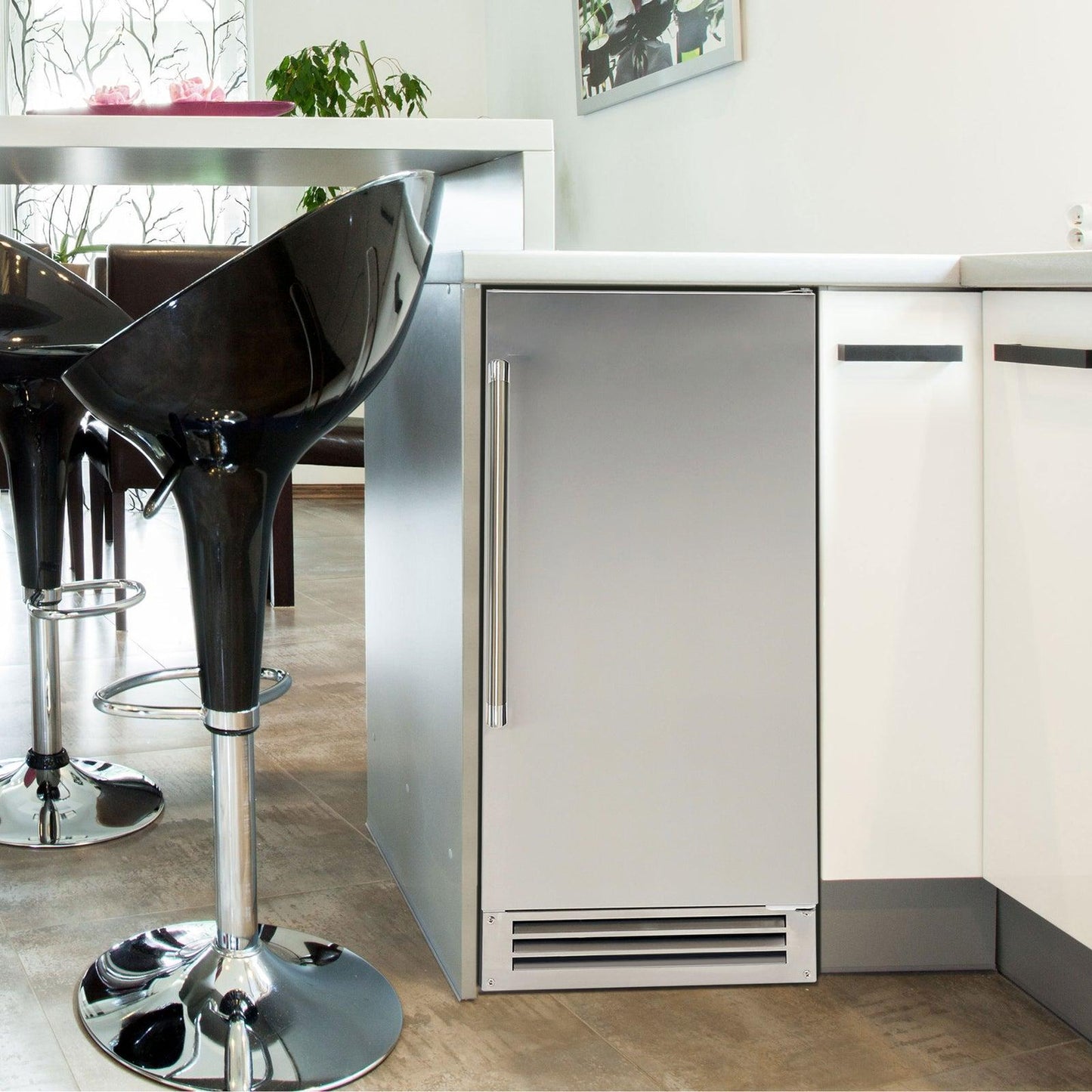 IME49U3SIS Avanti ELITE Built-in or Freestanding Ice Maker, 15"