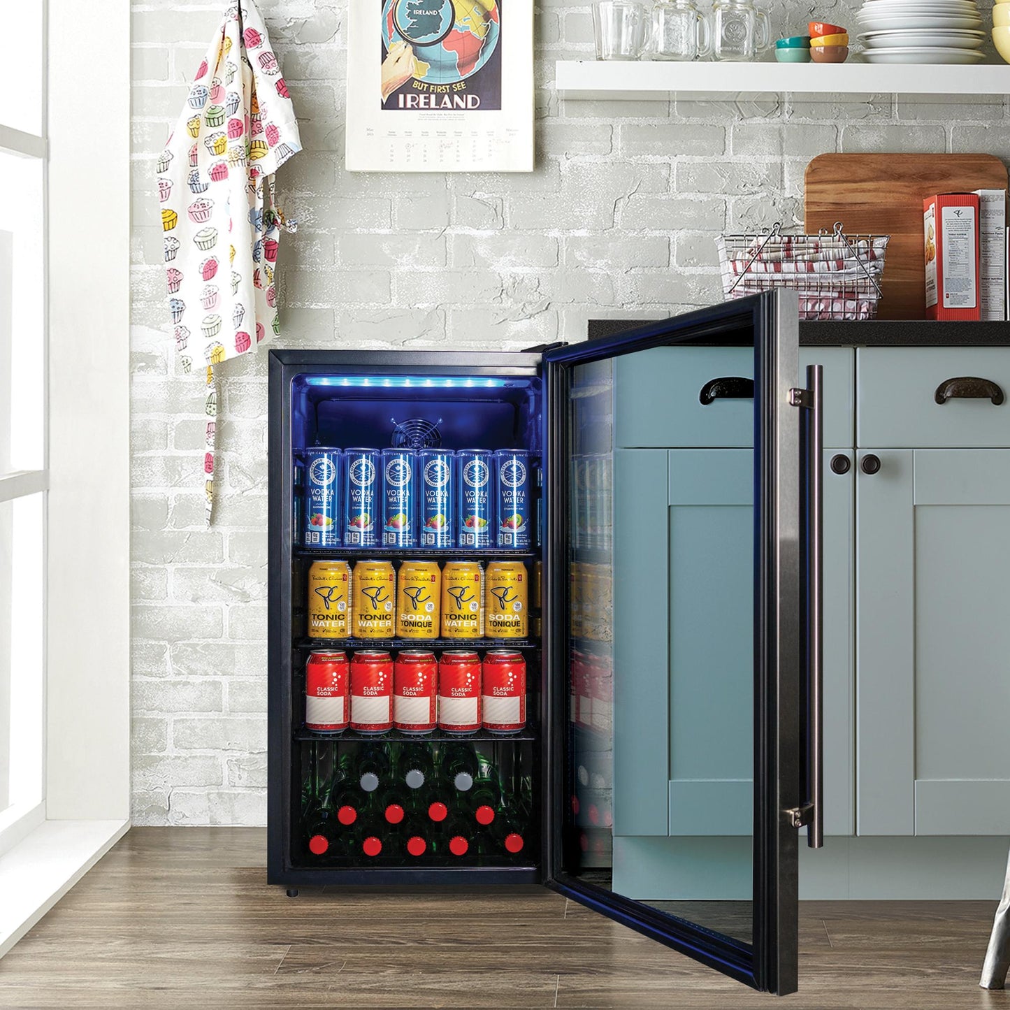 DBC117A2BSSDD6 Danby 3.1 cu. ft. Free-Standing Beverage Center in Stainless Steel