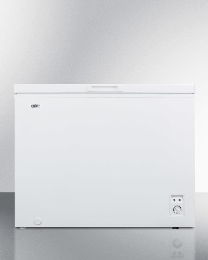 Summit WCH07W 7 CU.FT. Residential Chest Freezer In White