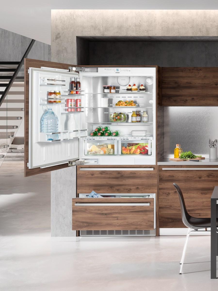 Liebherr Combined refrigerator-freezer with BioFresh and NoFrost for integrated use