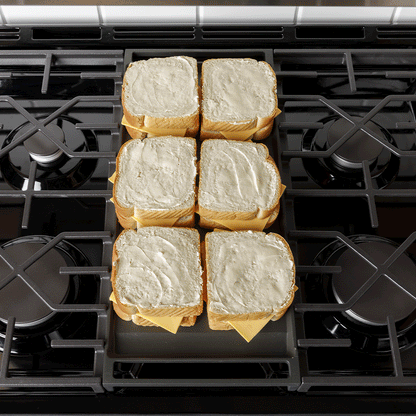 GGF600AVSS GE® 30" Free-Standing Gas Convection Range with No Preheat Air Fry and EasyWash™ Oven Tray