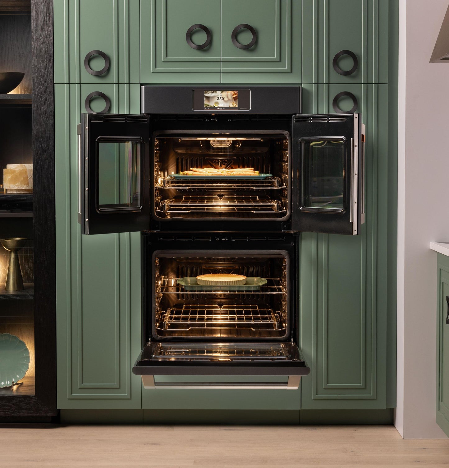 Cafe CTD90FP3ZD1 CAF(EBACK)™ Professional Series 30" Smart Built-In Convection French-Door Double Wall Oven