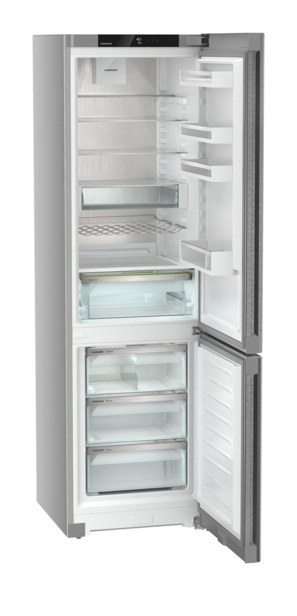 Liebherr C5740IM Combined fridge-freezers with EasyFresh and NoFrost