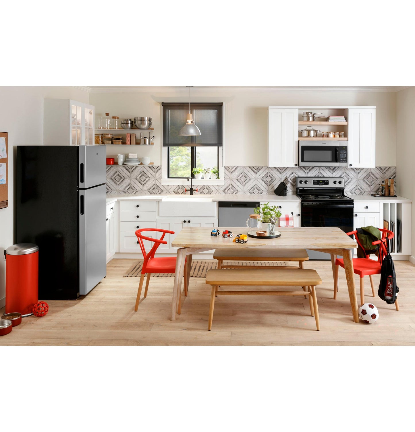 RVM5160MPSA Hotpoint® 1.6 Cu. Ft. Over-the-Range Microwave Oven