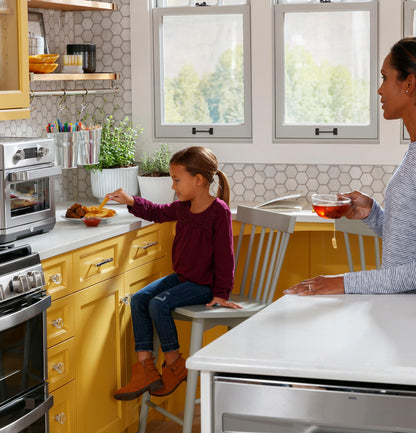 G9OAAASSPSS GE Digital Air Fry 8-in-1 Toaster Oven