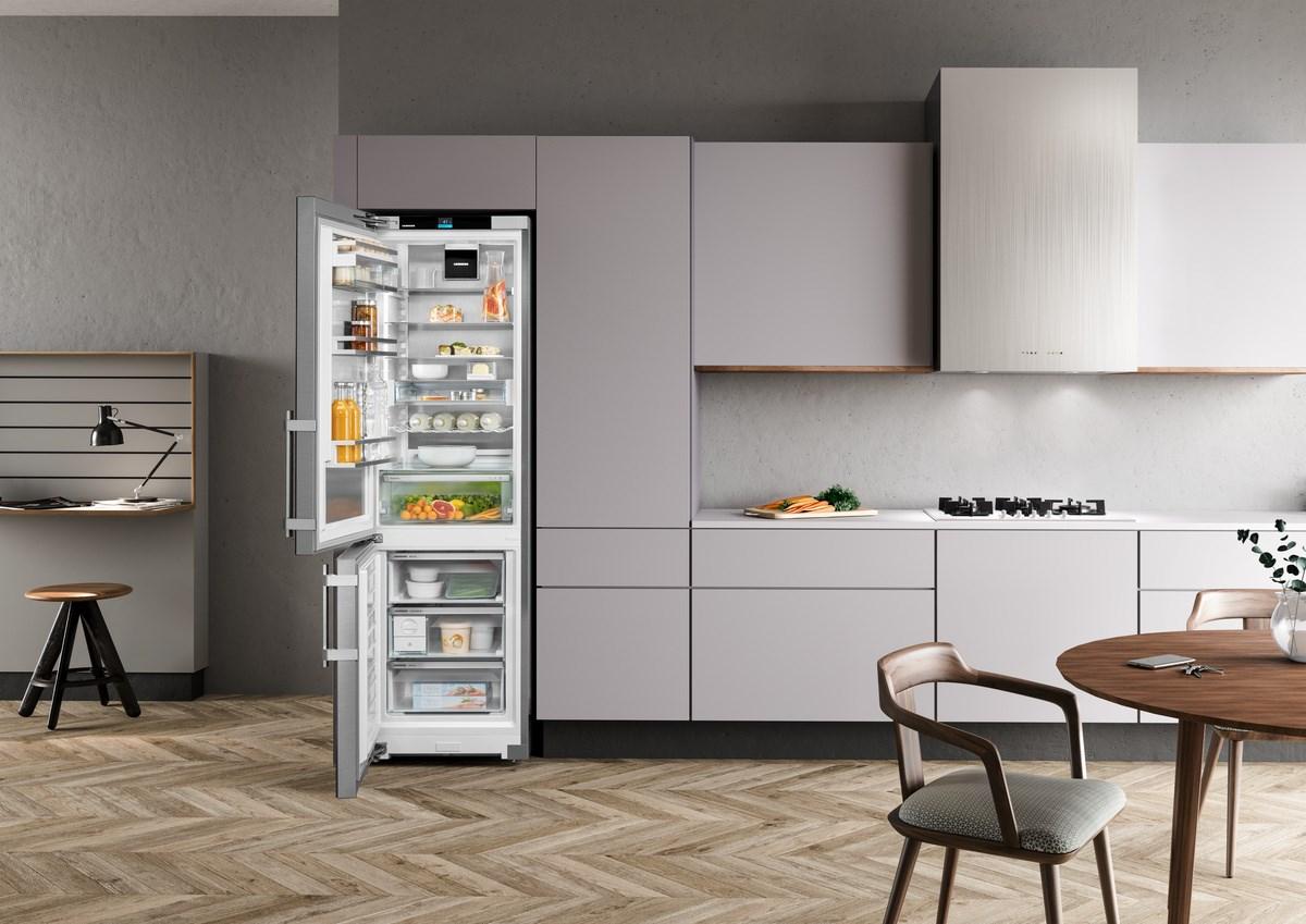 Liebherr SC5781 Combined fridge-freezers with EasyFresh and NoFrost