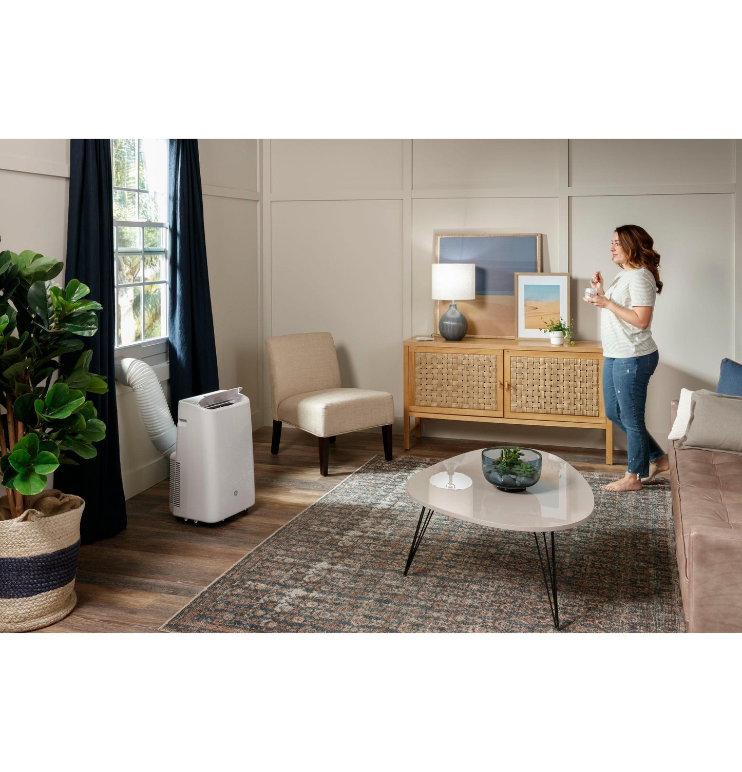 APLS07WWB GE® 7,000 BTU Class Smart Portable Air Conditioner for Small Rooms up to 300 sq ft. (7,550 BTU DOE)