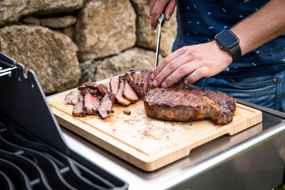 Napoleon Bbq 55211 Chef's Knife with German Steel Blade