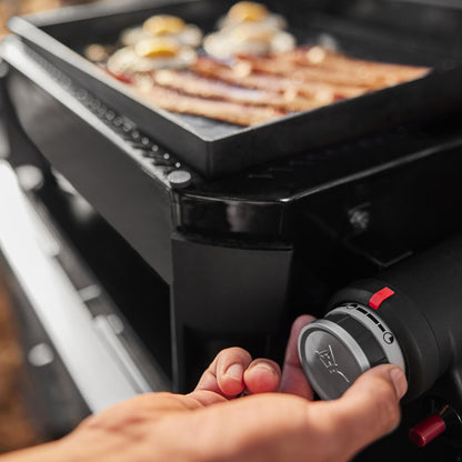 1500012 Weber Traveler® 17 Tabletop Griddle - Black