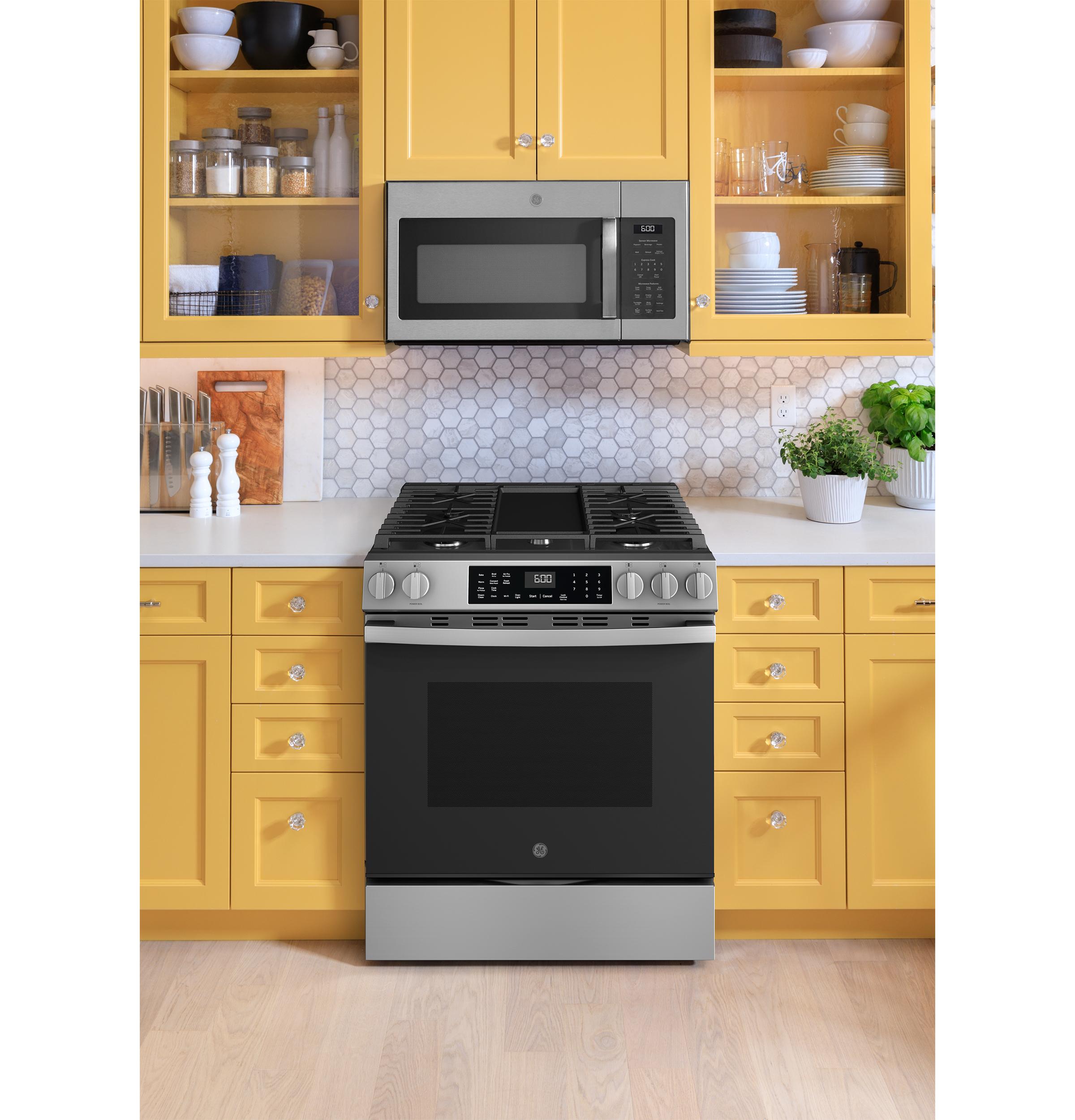 GGS600AVFS GE® 30" Slide-In Front-Control Convection Gas Range with No Preheat Air Fry and EasyWash™ Oven Tray