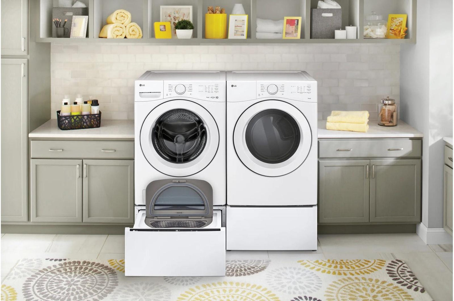Lg WM3420CW 4.5 cu. ft. Ultra Large Capacity Smart Front Load Washer