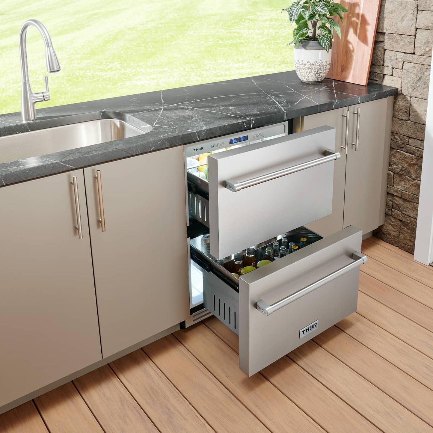 Thor Kitchen TRF24U 24 Inch Indoor Outdoor Refrigerator Drawer - Model Trf24u