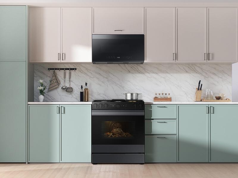 Samsung NSG6DG8500MT Bespoke 6.0 cu. ft. Smart Slide-In Gas Range with Air Sous Vide & Air Fry in Matte Black