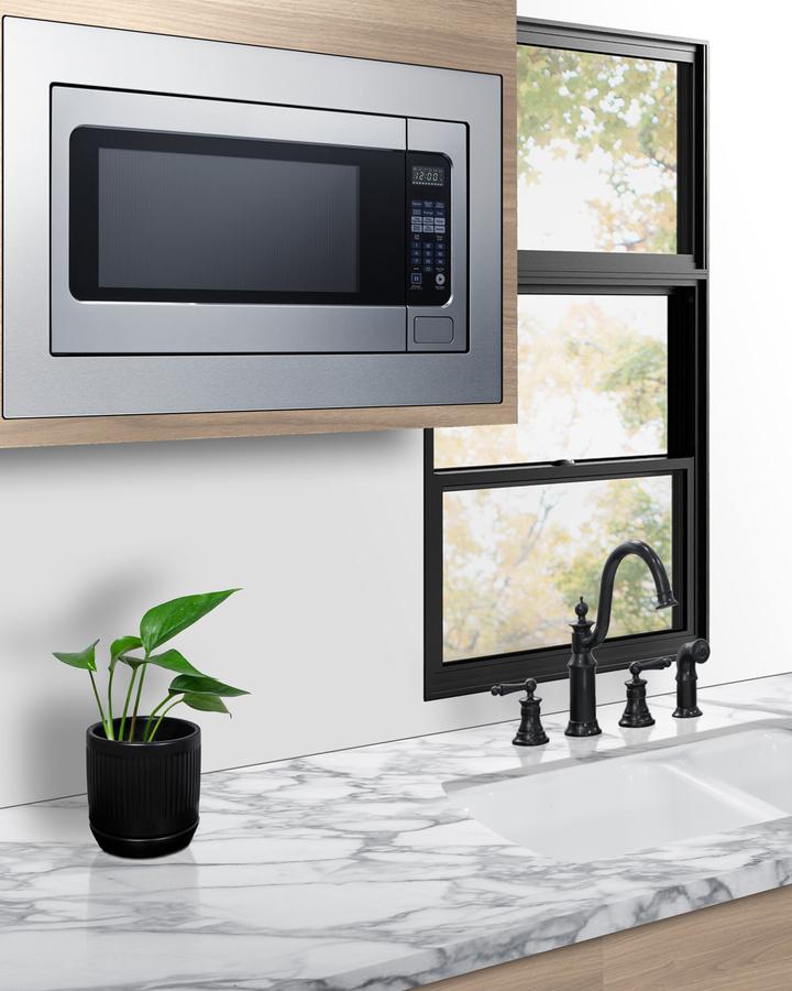 Summit SMBI27TK30 30" Wide Built-in Microwave (trim Kit Included)