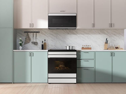 Samsung NSI6DB950012 Bespoke 6.3 cu. ft. Smart Slide-In Induction Range with Ambient Edge Lighting™ & Air Sous Vide in White Glass