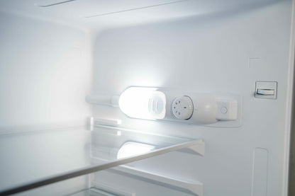 DPF074V1WDB6 Danby 7.4 cu. ft. Apartment Size Fridge Top Mount in White
