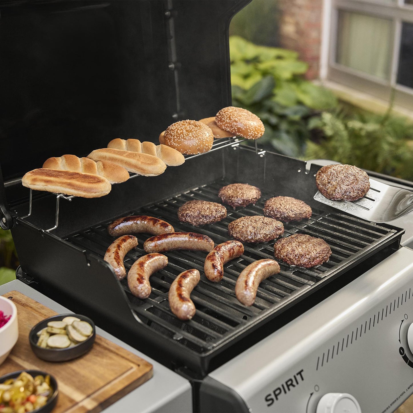 Weber 1501000 Spirit® E-210 Gas Grill (Liquid Propane) - Black