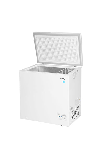 DCF070A5WDB Danby 7.0 cu. ft. Square Model Chest Freezer in White